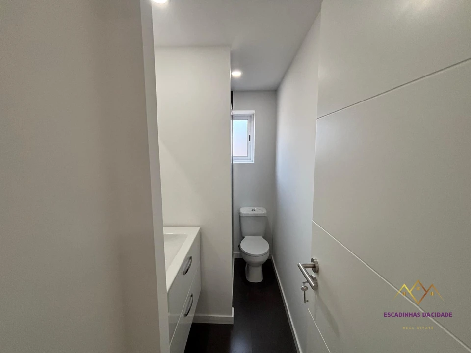 Apartamento T3 para Venda em Odivelas Foto 33