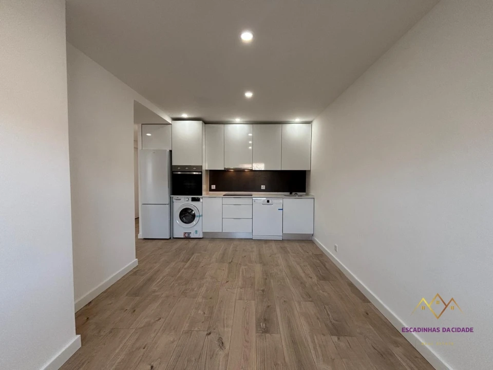 Apartamento T3 para Venda em Odivelas Foto 35