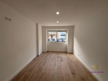 Apartamento T3 para Venda em Odivelas