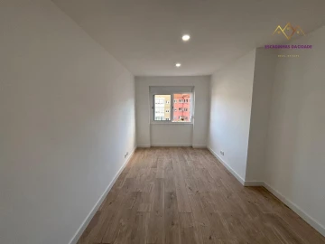 Apartamento T3 para Venda em Odivelas