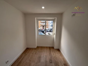 Apartamento T3 para Venda em Odivelas