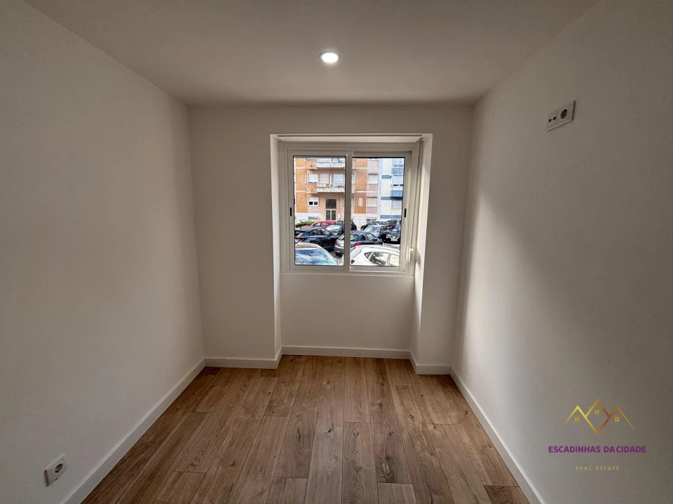 Apartamento T3 para Venda em Odivelas Foto 28