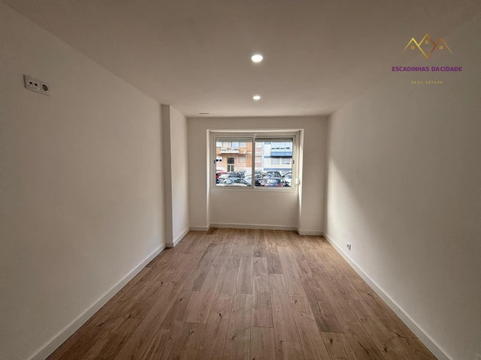 Apartamento T3 para Venda em Odivelas Foto 13