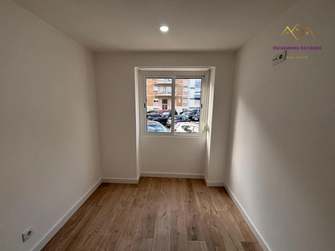 Apartamento T3 para Venda em Odivelas Foto 12