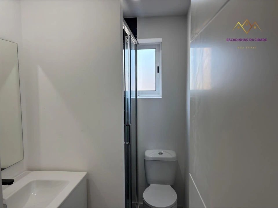 Apartamento T3 para Venda em Odivelas Foto 8