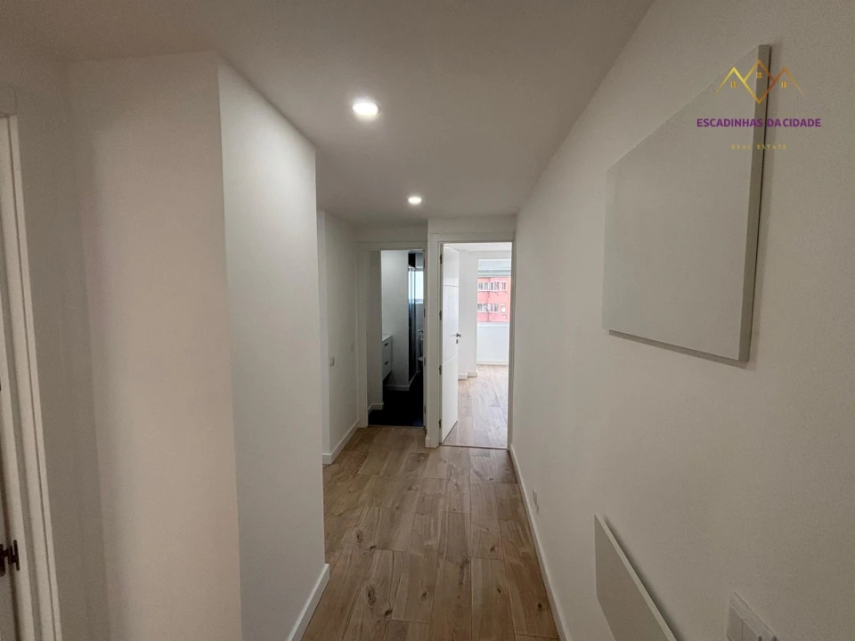 Apartamento T3 para Venda em Odivelas Foto 6