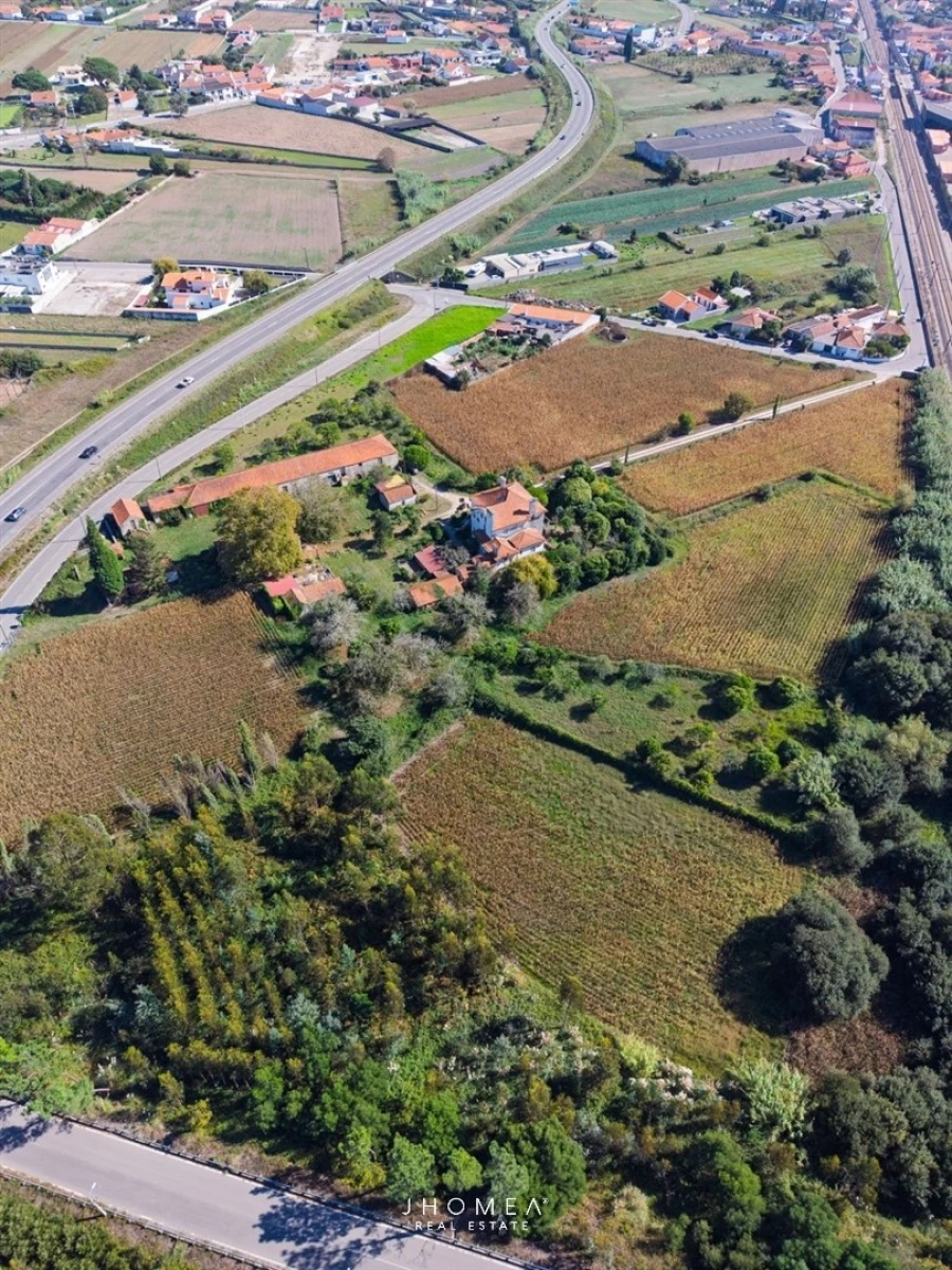 Moradia T7 para Venda em Oliveirinha Foto 2