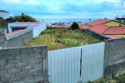 Terreno para Venda em Ponta Delgada (São José)