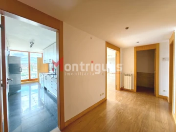 Apartamento T4 para Venda em Parque das Nações