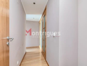 Apartamento T4 para Arrendamento em Parque das Nações