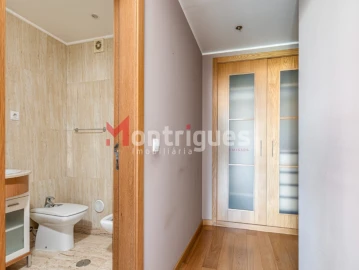 Apartamento T4 para Arrendamento em Parque das Nações