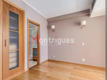 Apartamento T4 para Arrendamento em Parque das Nações