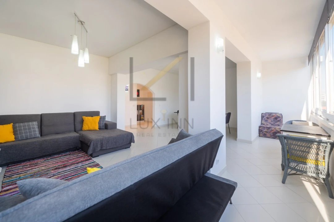 Apartamento T2 para Venda em Costa da Caparica Foto 18