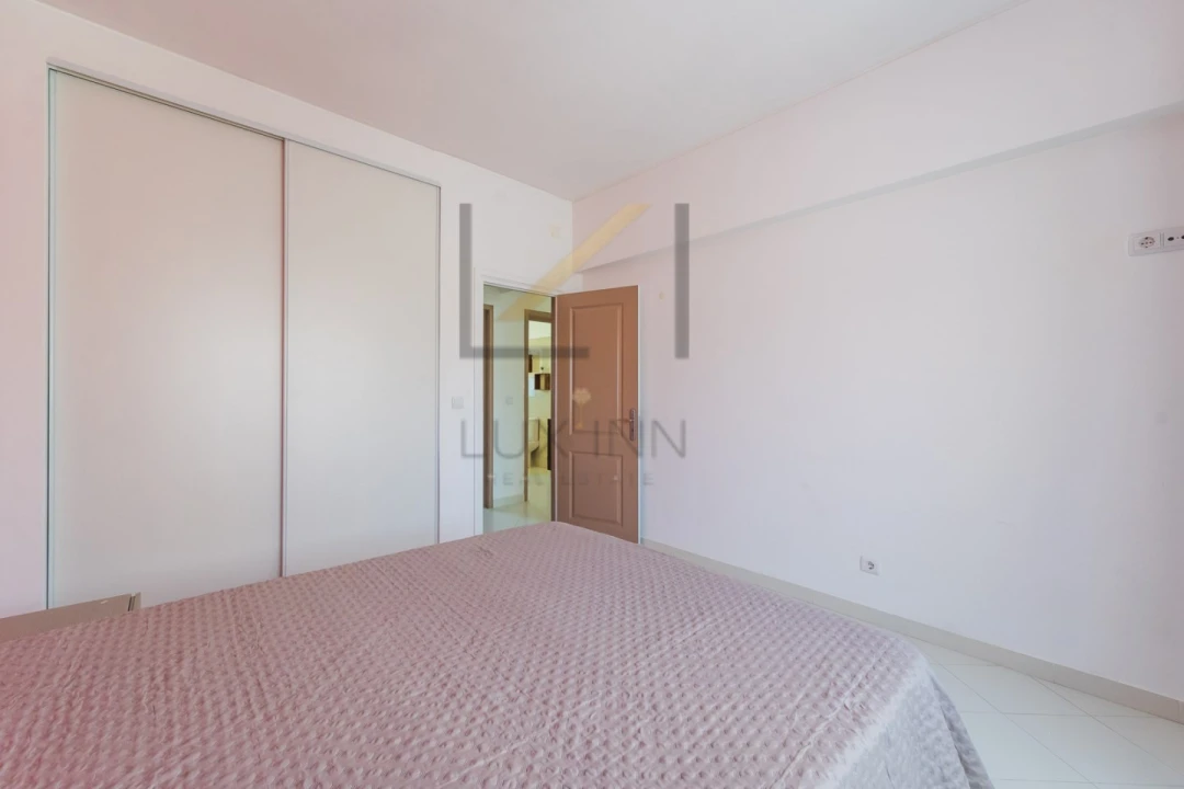 Apartamento T2 para Venda em Costa da Caparica Foto 42