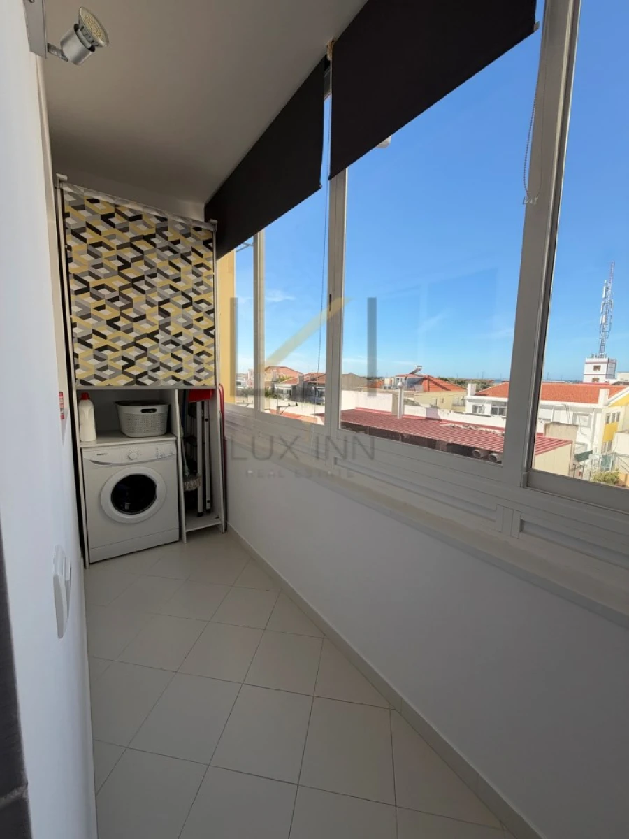 Apartamento T2 para Venda em Costa da Caparica Foto 13