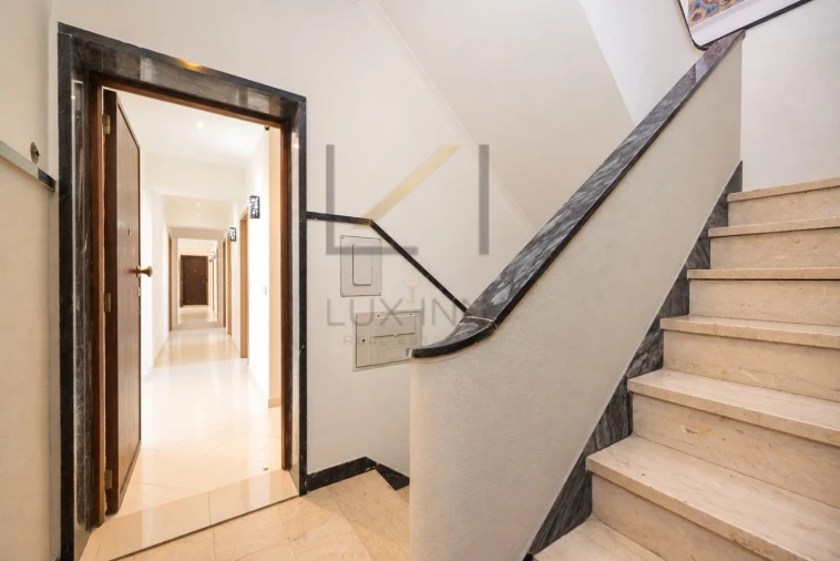 Apartamento T2 para Venda em Costa da Caparica Foto 2