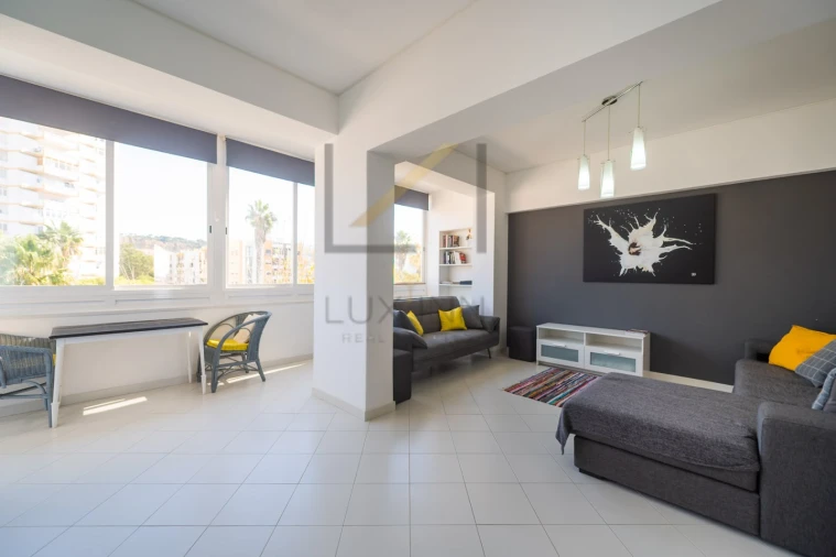 Apartamento T2 para Venda em Costa da Caparica Foto 8