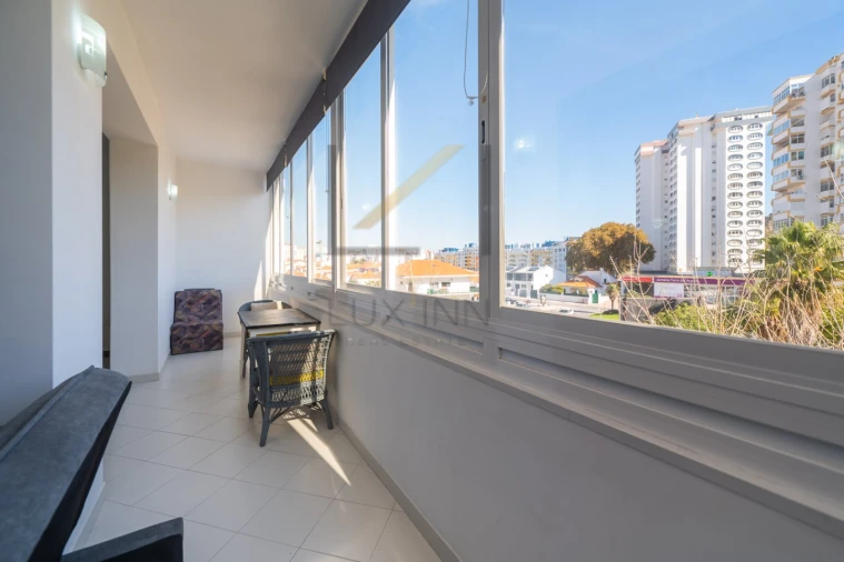 Apartamento T2 para Venda em Costa da Caparica Foto 17