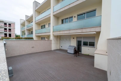 Moradia T4 para Venda em Santa Maria da Feira, Travanca, Sanfins e Espargo