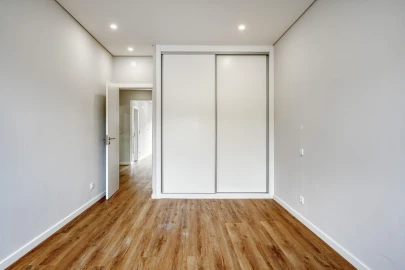Apartamento T3 para Venda em São Domingos de Benfica
