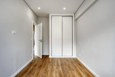 Apartamento T3 para Venda em São Domingos de Benfica