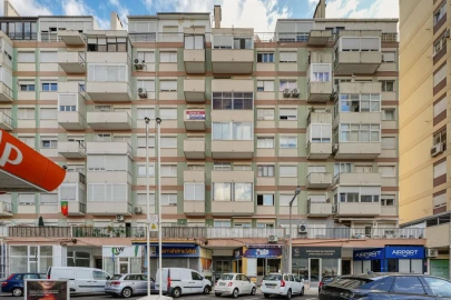 Apartamento T3 para Venda em São Domingos de Benfica