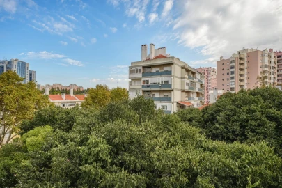 Apartamento T3 para Venda em São Domingos de Benfica