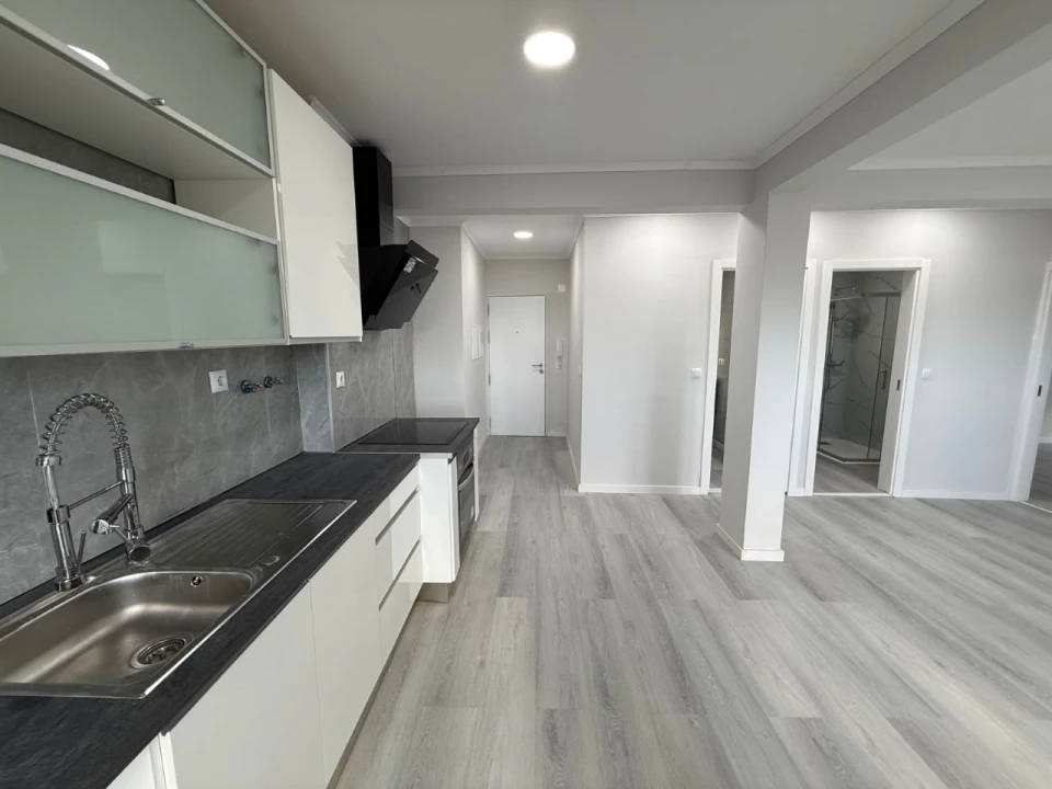 Apartamento T2 para Venda em Setubal (São Sebastião) Foto 2