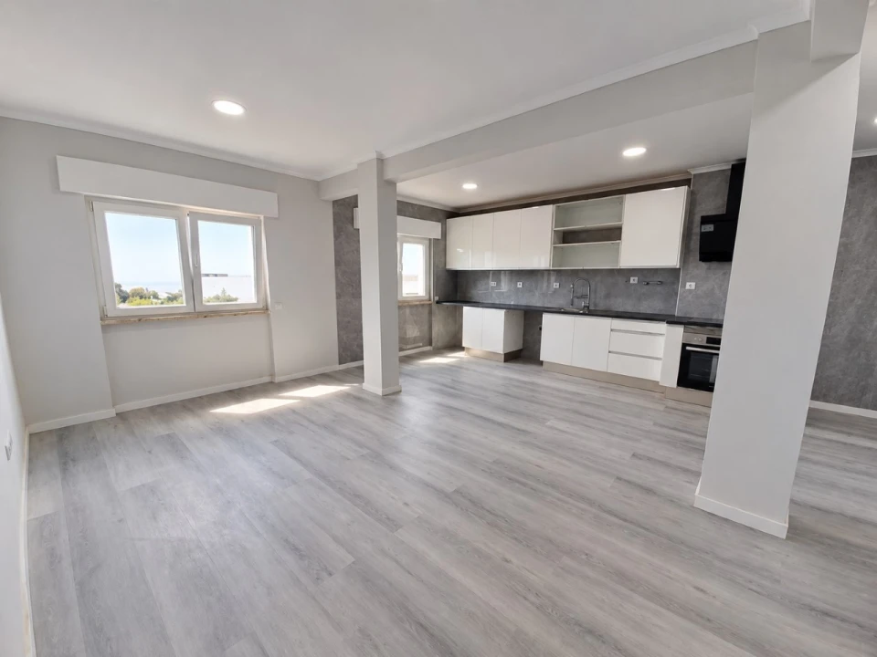 Apartamento T2 para Venda em Setubal (São Sebastião) Foto 3
