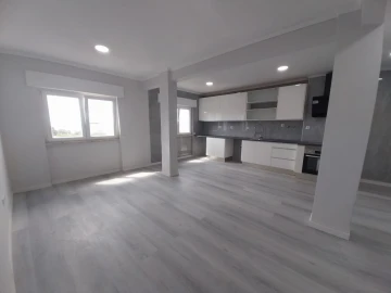 Apartamento T2 para Venda em Setubal (São Sebastião)
