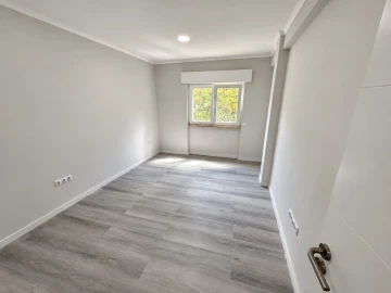 Apartamento T2 para Venda em Setubal (São Sebastião)