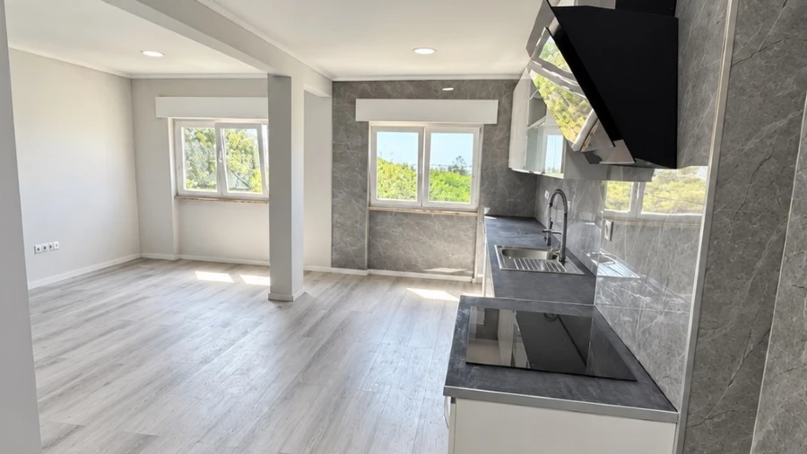 Apartamento T2 para Venda em Setubal (São Sebastião)