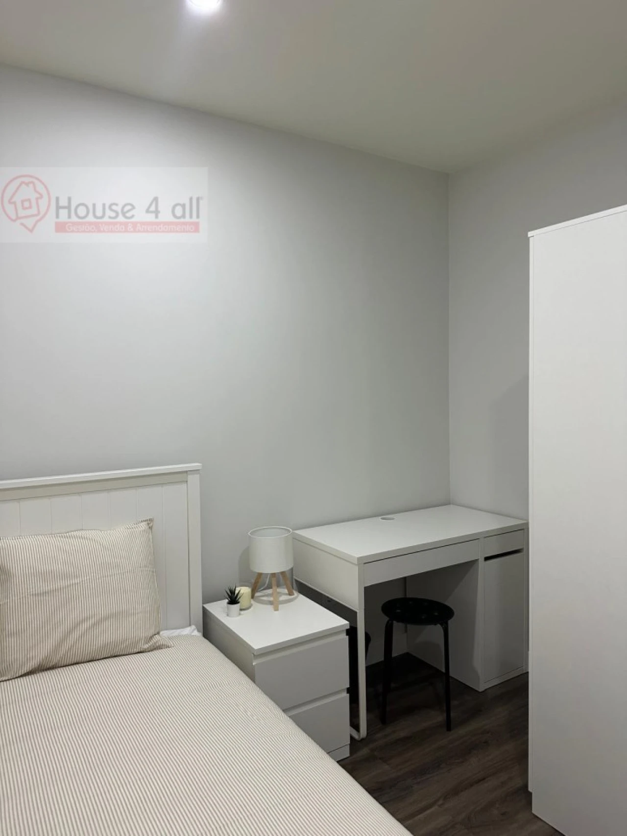 Quarto para Arrendamento em Benfica Foto 3