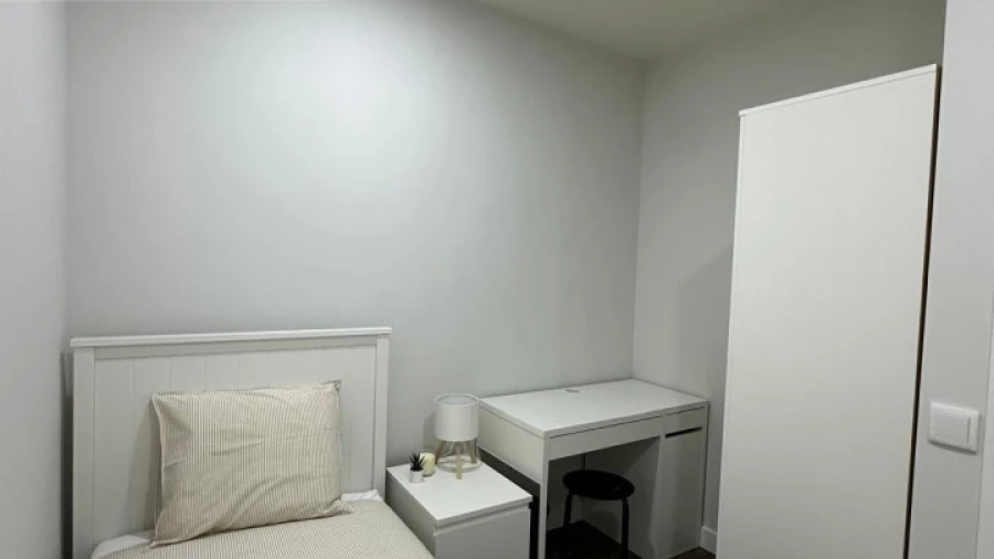 Quarto para Arrendamento em Benfica