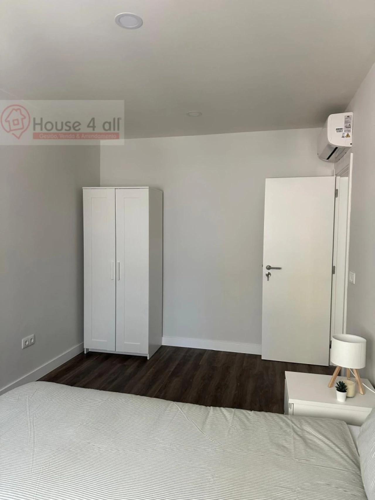 Quarto para Arrendamento em Benfica Foto 3