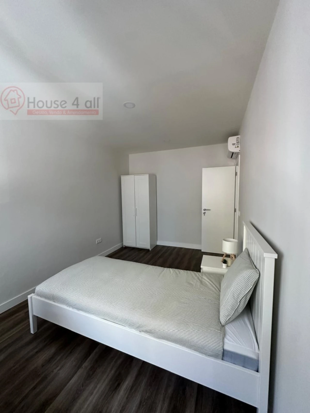 Quarto para Arrendamento em Benfica Foto 4