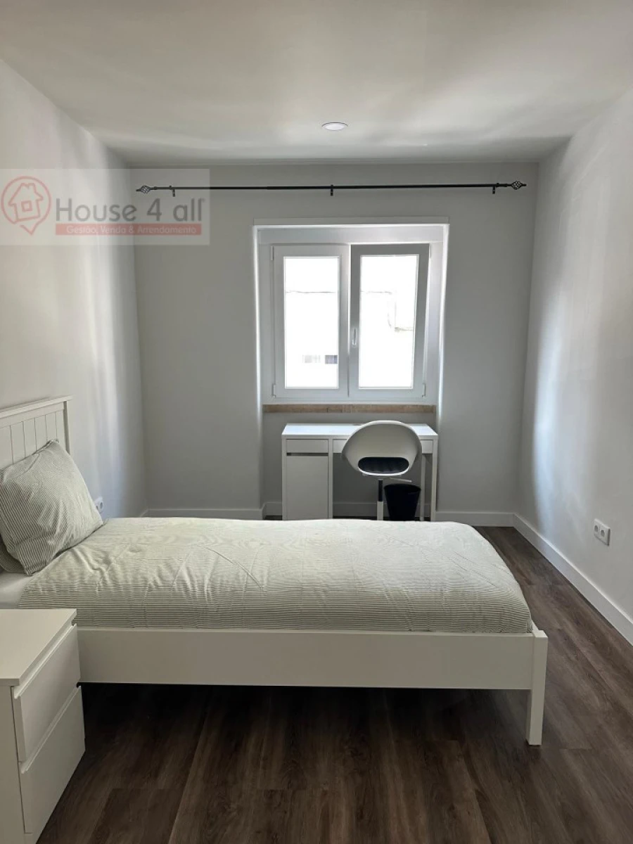 Quarto para Arrendamento em Benfica Foto 2