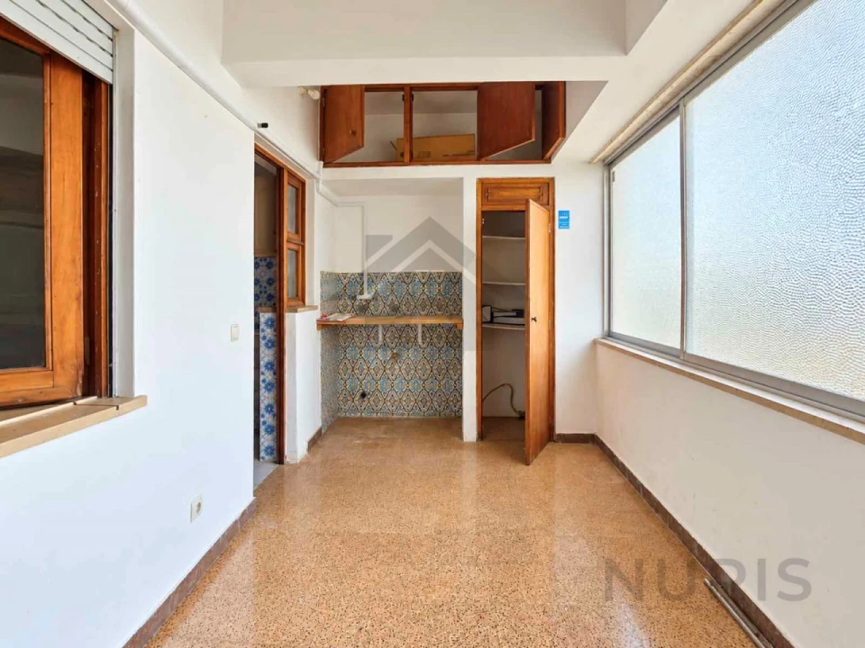 Apartamento T2 para Venda em Portimão Foto 4