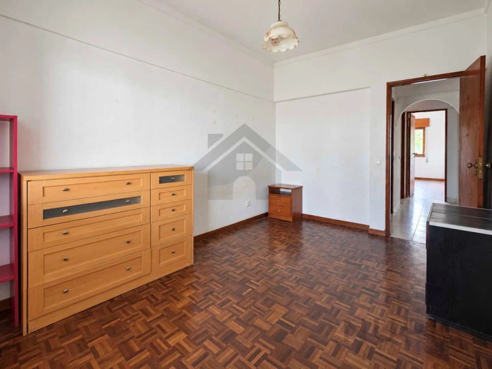 Apartamento T2 para Venda em Portimão Foto 13