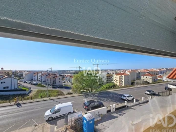 Moradia T3 para Venda em Mafra