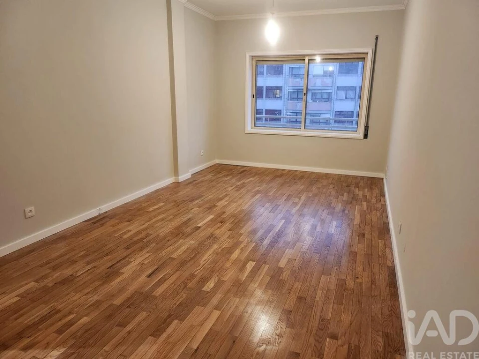 Apartamento T1 para Venda em Madalena Foto 13