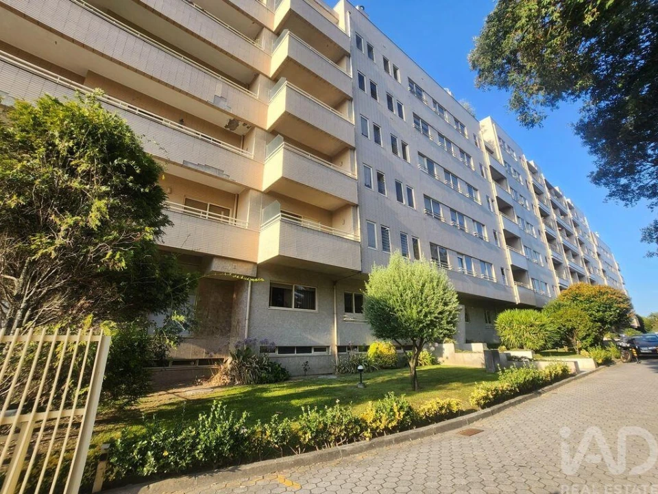 Apartamento T1 para Venda em Madalena Foto 1