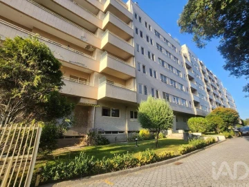 Apartamento T1 para Venda em Madalena