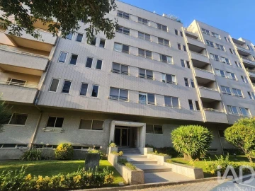 Apartamento T1 para Venda em Madalena