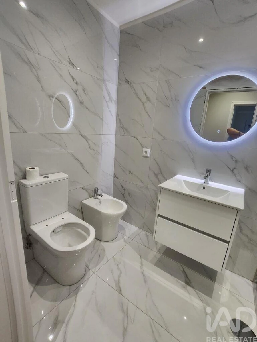 Apartamento T1 para Venda em Madalena Foto 17