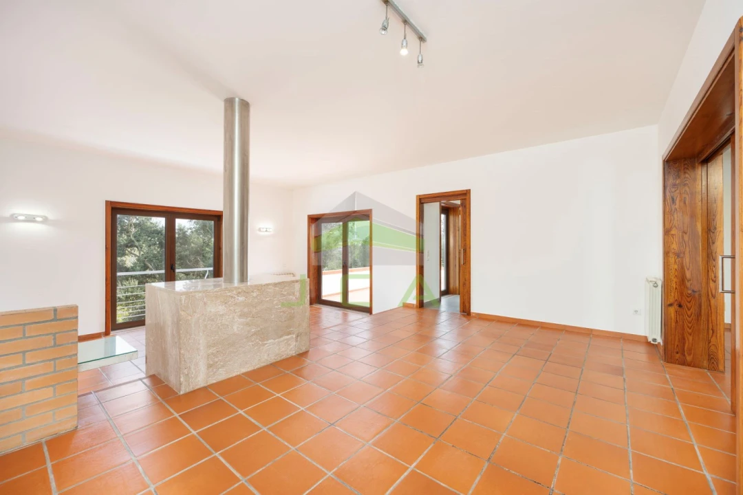 Moradia T6 para Venda em Leiria, Pousos, Barreira e Cortes Foto 13