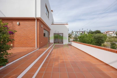 Moradia T6 para Venda em Leiria, Pousos, Barreira e Cortes