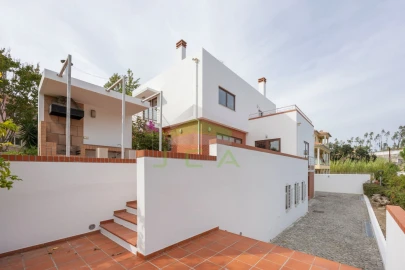 Moradia T6 para Venda em Leiria, Pousos, Barreira e Cortes