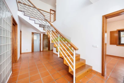 Moradia T6 para Venda em Leiria, Pousos, Barreira e Cortes