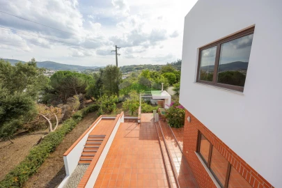 Moradia T6 para Venda em Leiria, Pousos, Barreira e Cortes